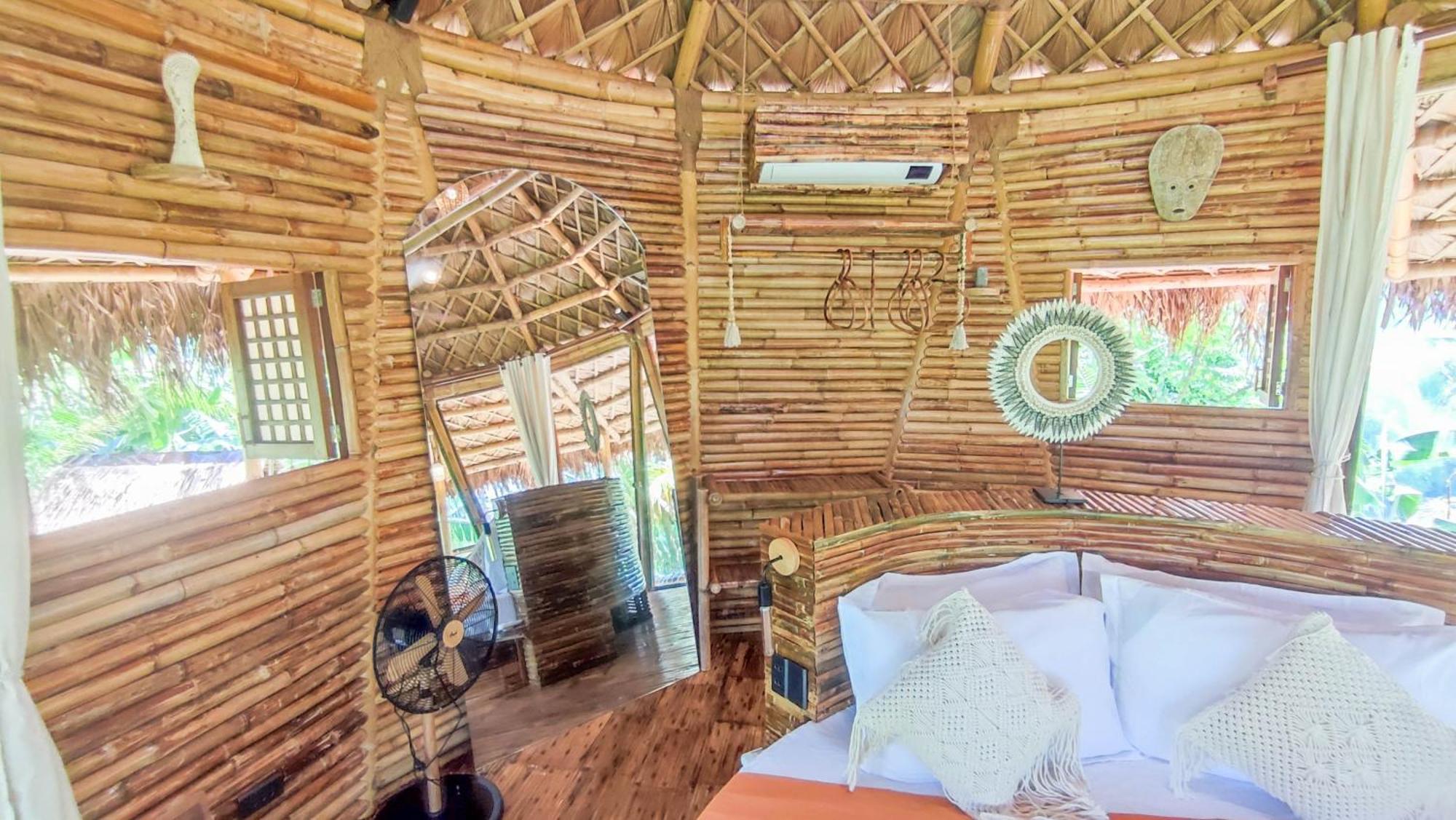 The Bamboo Houses - Tropical Garden & Empty Beach General Luna  Eksteriør billede