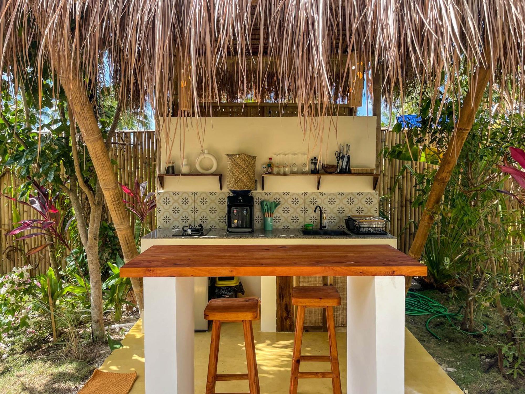 The Bamboo Houses - Tropical Garden & Empty Beach General Luna  Eksteriør billede